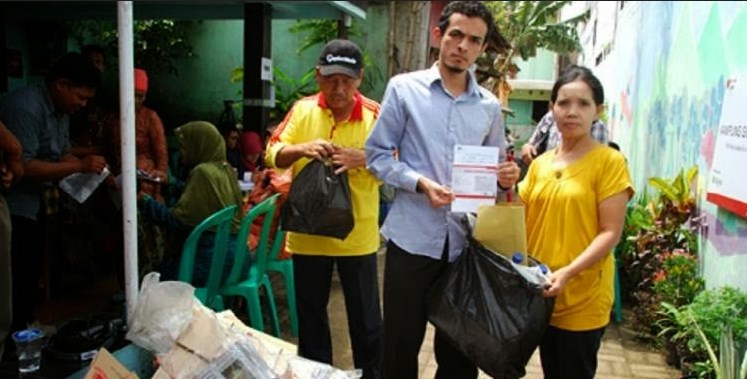bank sampah untuk asuransi kesehatan